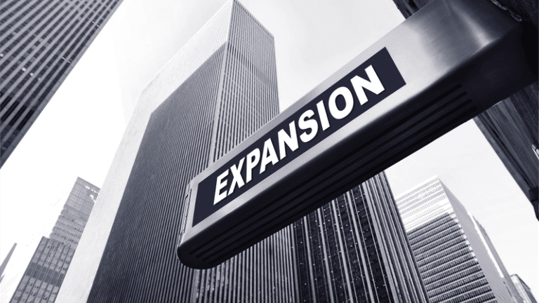 Chicago’s Commercial Property Market Gears Up for Expansion Amid E-Commerce Boom