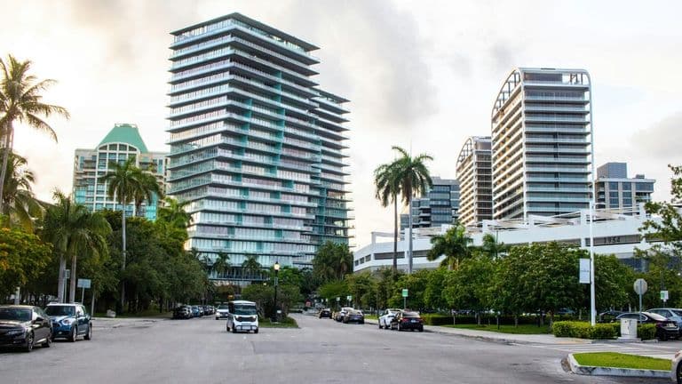 Miami’s Commercial Real Estate Market Driven by International Investors and Luxury Developments
