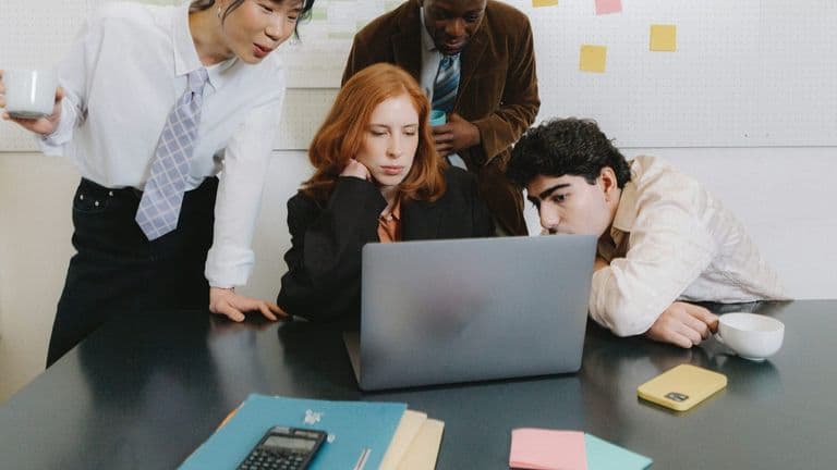 Robust Hiring Data Bolsters Labor Market Confidence