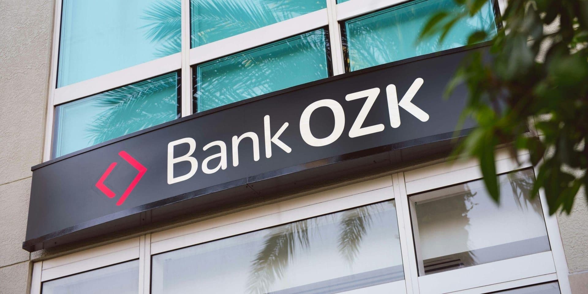 Bank OZK Reevaluates Commercial Real Estate Strategy Amid Market Volatility