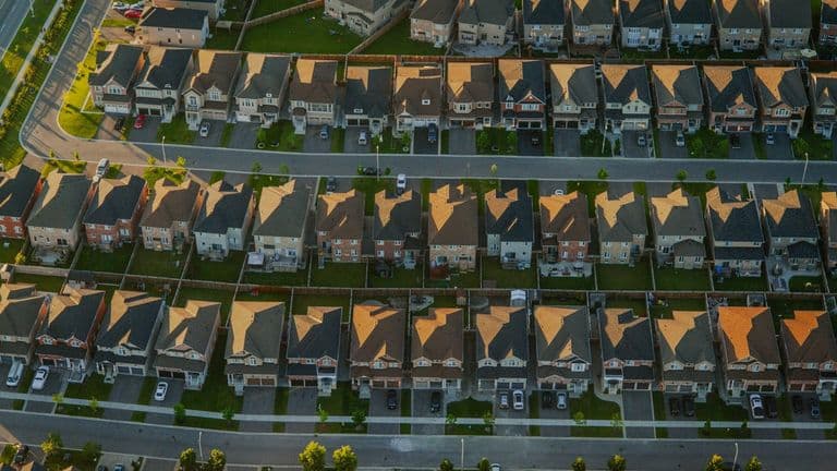 Adapting to Change: How Top Realtors Survived the January 2023 Housing Market Slowdown