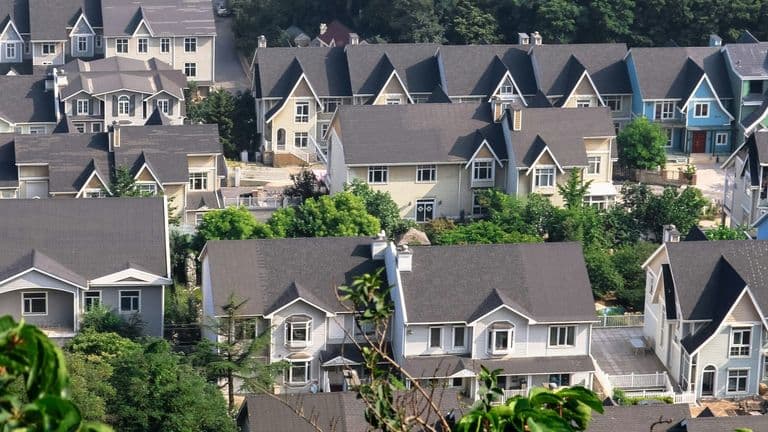 U.S. Housing Market Poised for Modest Growth in 2025, Says NAR Chief Economist