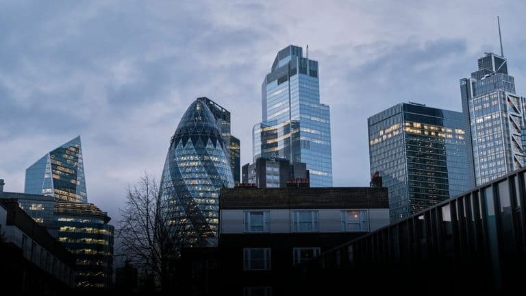 U.S. Commercial Real Estate Poised for Stabilization in 2026