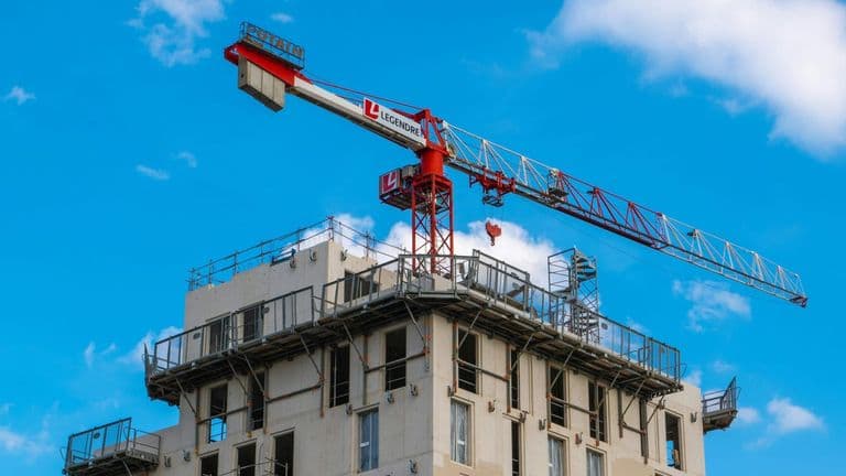 CBRE Forecasts Moderate Recovery in U.S. Commercial Property Sector Through 2025