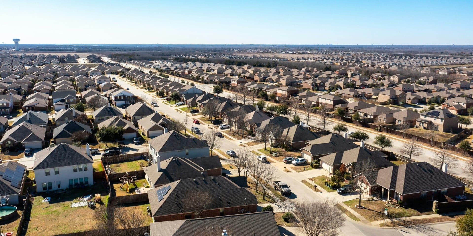 U.S. Housing Market Begins to Stabilize as Mortgage Rates Hold Steady and Supply Increases
