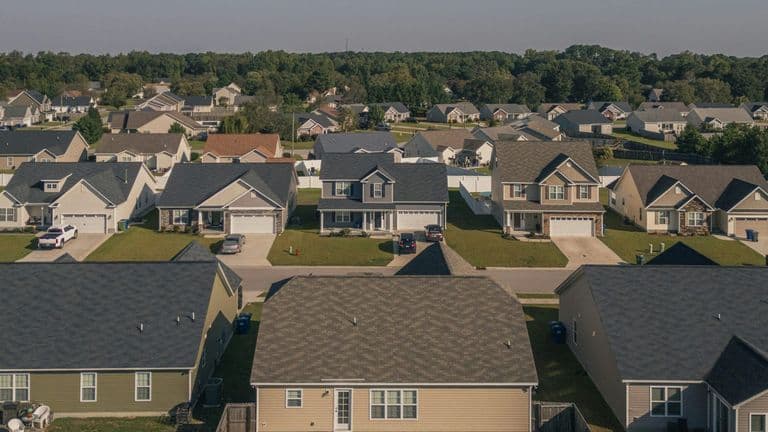U.S. Housing Market Shifts Toward Balance as Inventory Rises and Prices Stabilize