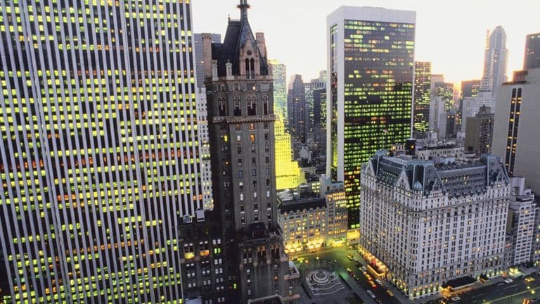 Data Centers Dominate U.S. Commercial Real Estate Investment in 2025