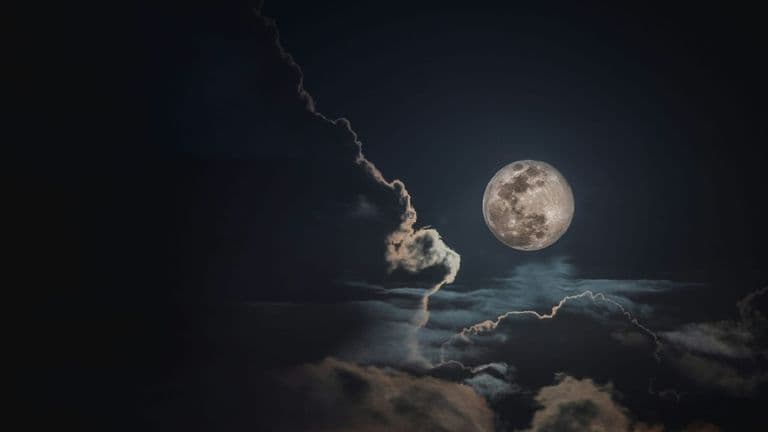 Supermoon Lights Up Skies Across the U.S. on January 3, 2026