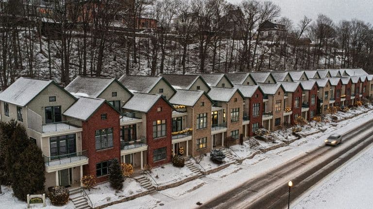 U.S. Housing Market Shows Early Signs of Stabilization in July 2025