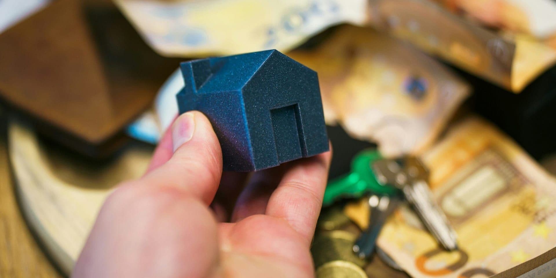 Mortgage Rates Dip, Sparking Renewed Buyer Activity