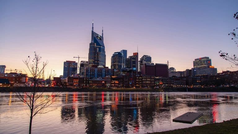 Nashville’s Real Estate Boom: Builders Scramble as Prices Soar