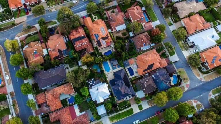 U.S. Housing Market Shows Signs of Stabilization as Mortgage Rates Ease Slightly in Late May 2025