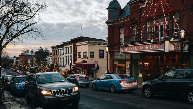 Connecticut’s Small Towns Lead State in Real Estate Sales Growth, Defying Urban Market Trends