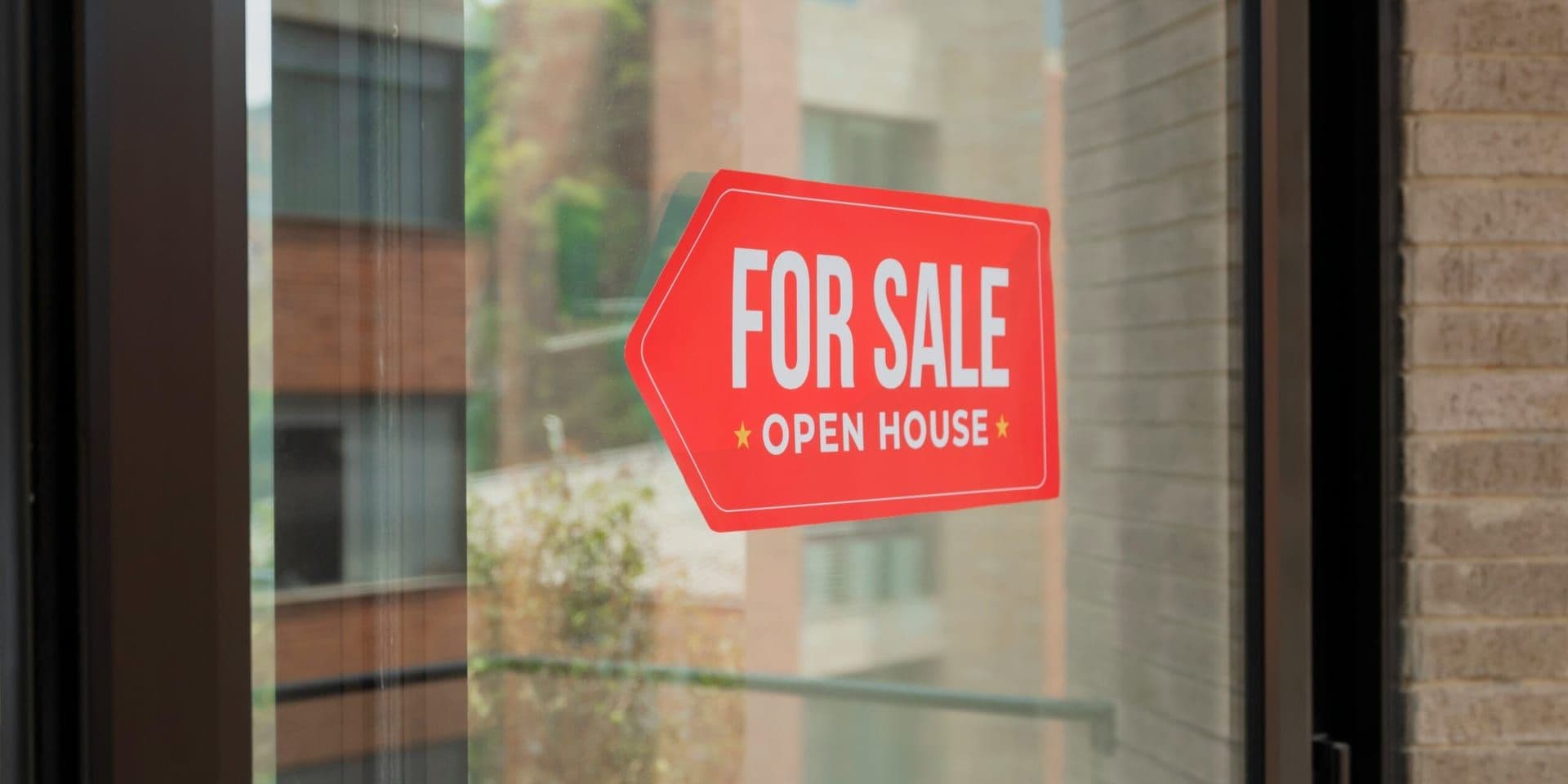 Federal Reserve Reports Stagnation in U.S. Commercial Real Estate Amid Economic Uncertainty