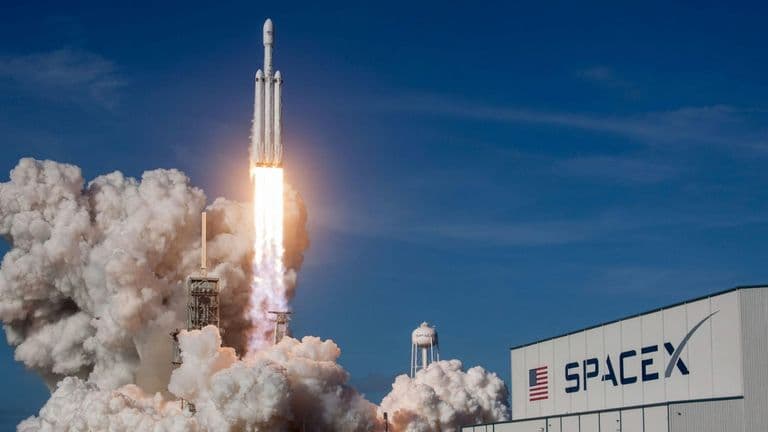 SpaceX Launches Record-Breaking Starlink Mission from Cape Canaveral