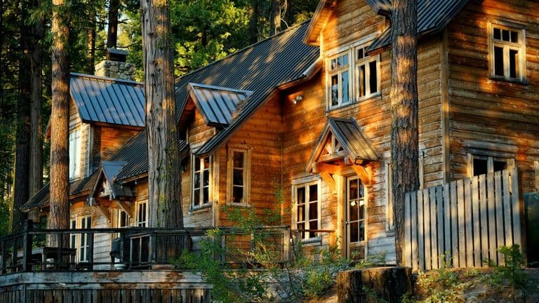Surge in Demand for Vacation Homes as Remote Work Enables Flexible Living