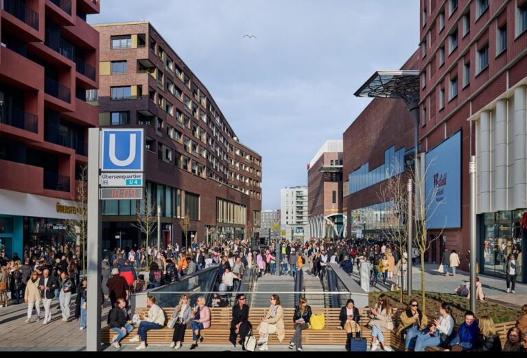 Urw shifts focus to existing assets while launching new initiatives