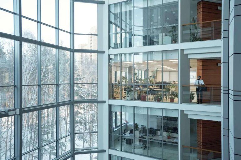 Transforming workplaces with smart, healthy building solutions